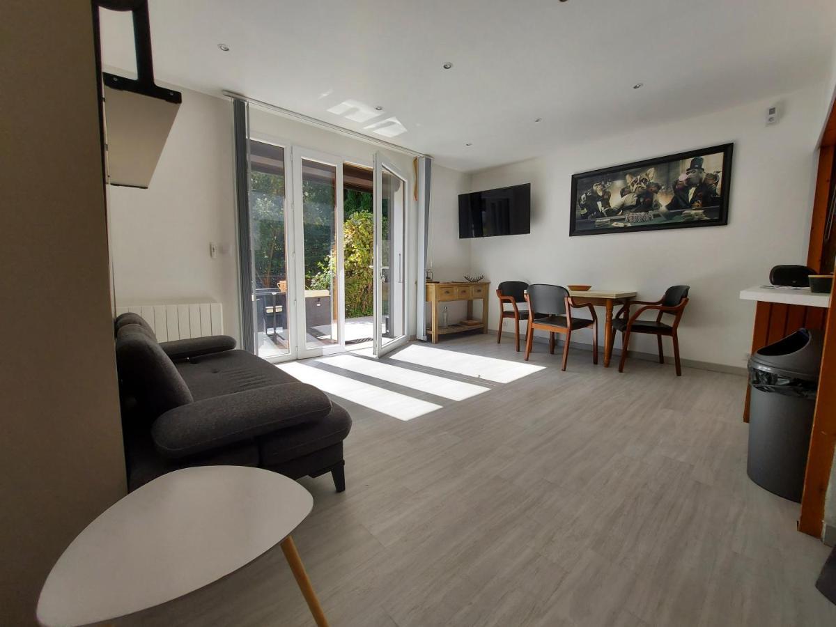 Centre St Jorioz : Charmant Et Spacieux Studio Avec Terrasse Et Jardin Privatif Saint-Jorioz Dış mekan fotoğraf